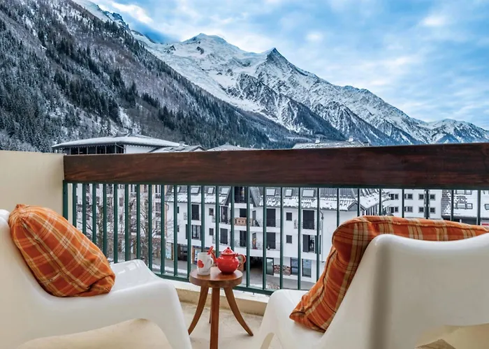 Exceptional Mont-Blanc View Center Parking
