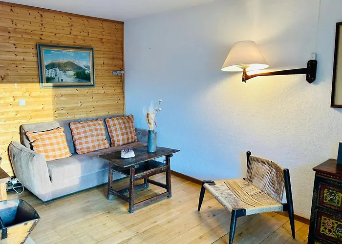 Exceptional Mont-Blanc View Center Parking Apartment *