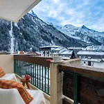 Exceptional Mont-blanc View Center Parking Chamonix