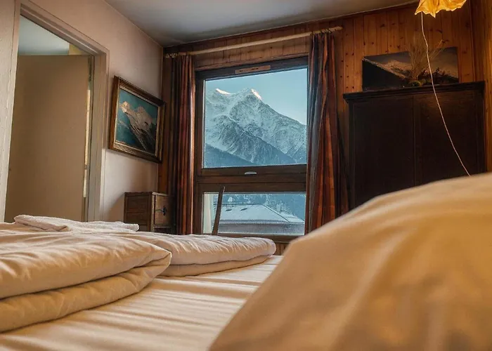 With Mont Blanc Balcony's View Apartment *